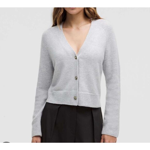 Lululemon Cashmere Slim-fit Cardigan Sz L - Picture 1 of 6